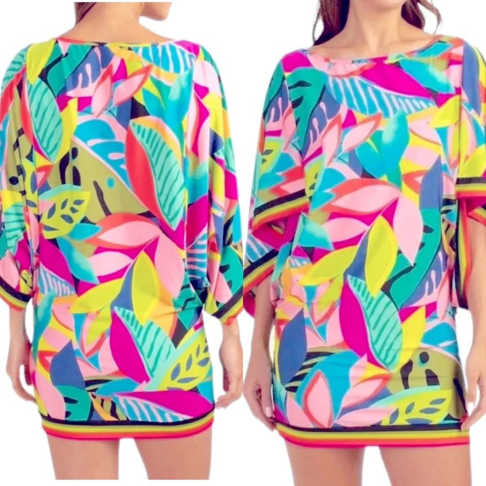 Trina Turk Rain Forest Swim Cover-Up Tunic in Green
Multi, Small - Picture 13 of 13